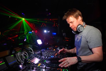 FULL ON IBIZA BY FERRY CORSTEN IN SPACE EVERY FRIDAY